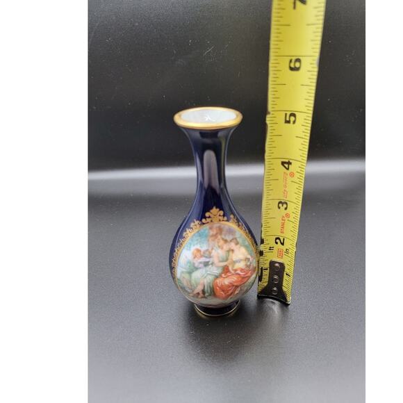 Vintage Limoges Porcelain Bud Vase France Cobalt Blue Gold 5" - Picture 8 of 9